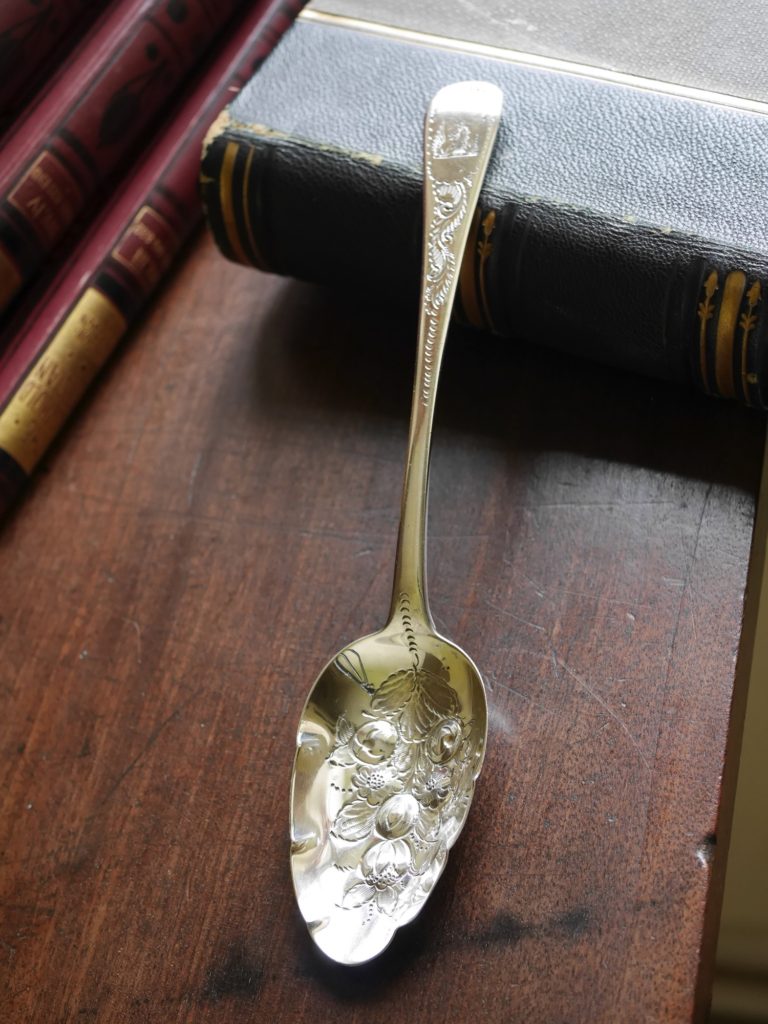 重さ約30㌘純銀　1794年　アンティーク　ベリースプーン